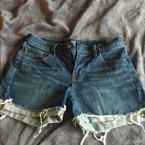 Gap jean shorts 26 petite